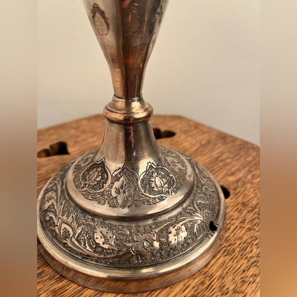 Elegant Silver Candle Holder - Picture 3 of 7